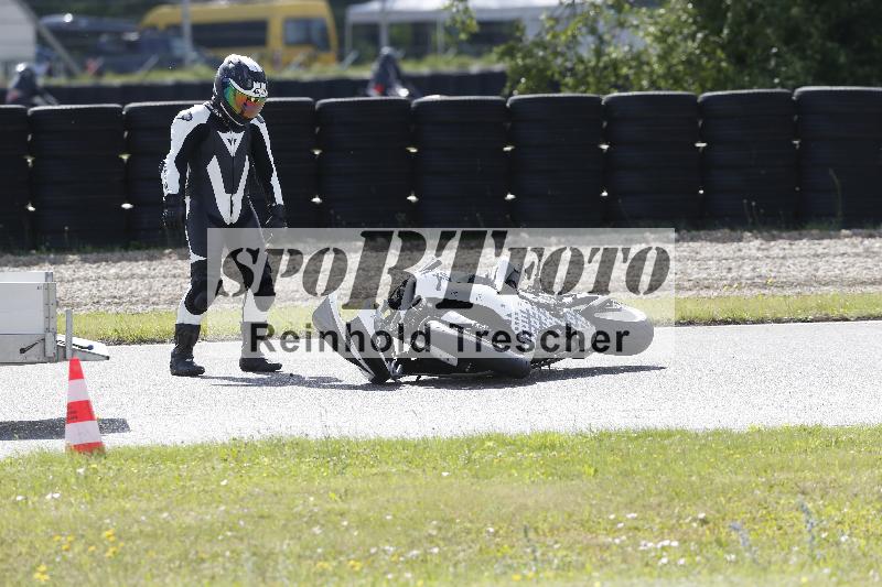 /22 06.06.2025 DISCOVER the BIKE ADR/Race 3 rot/77
